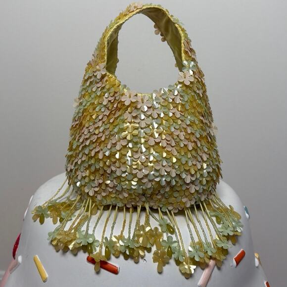 no Handbags - Beaded bag